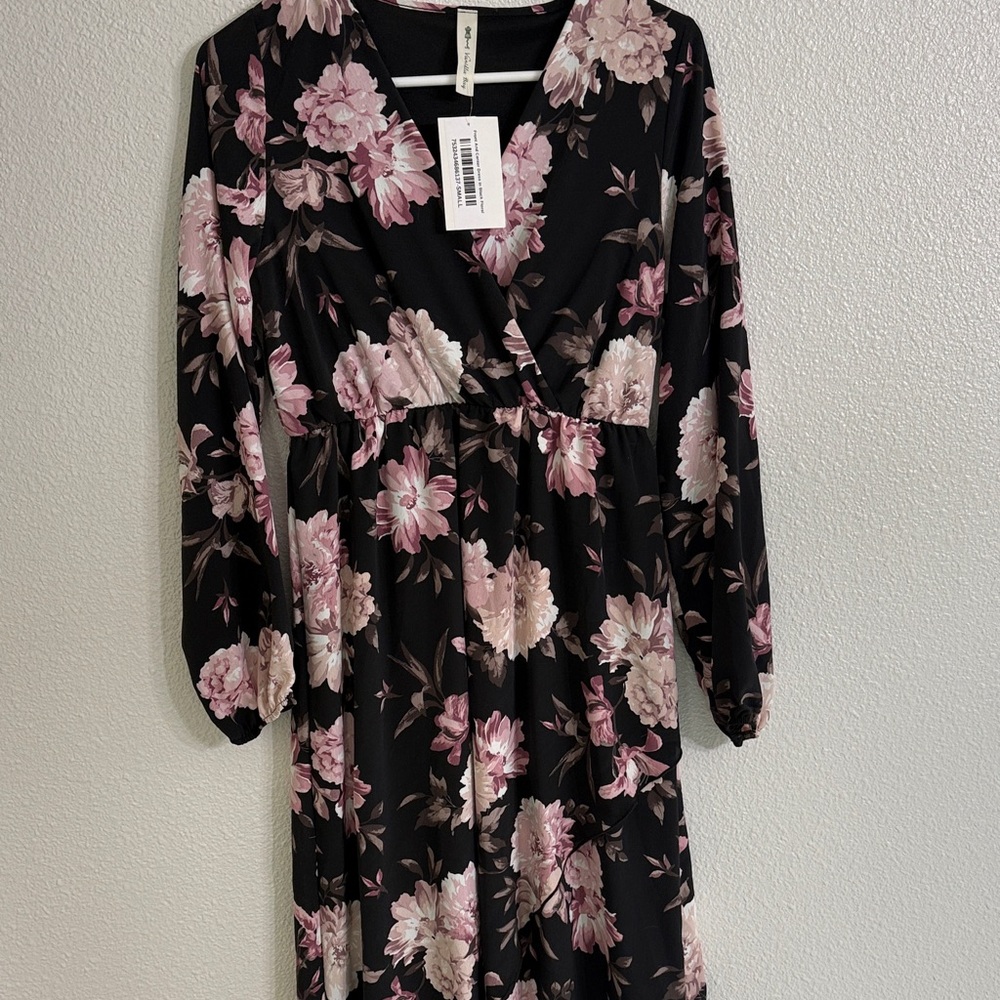 Vanilla Bay Black and Pink Floral Long Sleeve Dress